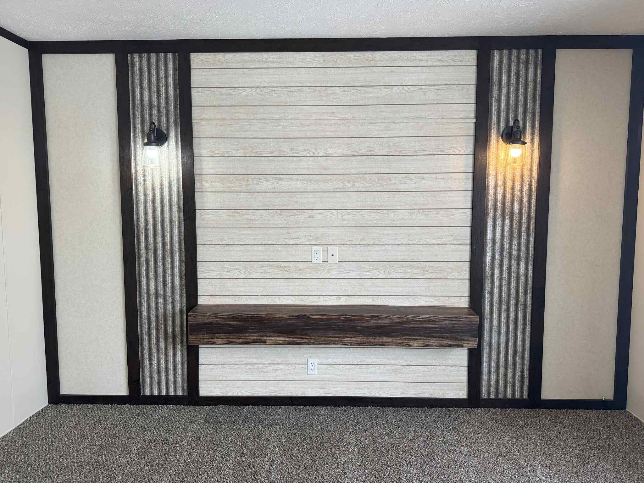 Building Photo - 48583 Pineview Dr