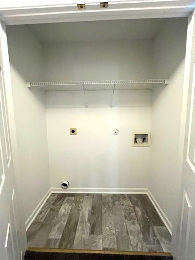 Building Photo - ~~ 4-Bedroom Beauty in Mebane ~~
