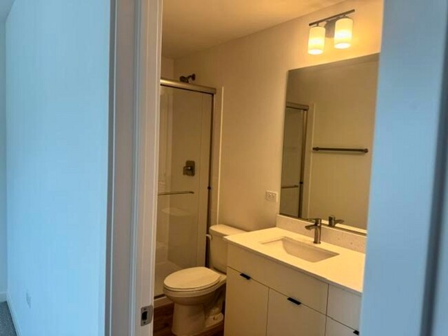 Building Photo - New Construction 3BR/2.5BA Townhome with Attached Garage in Oak Forest, Make your move less expen...
