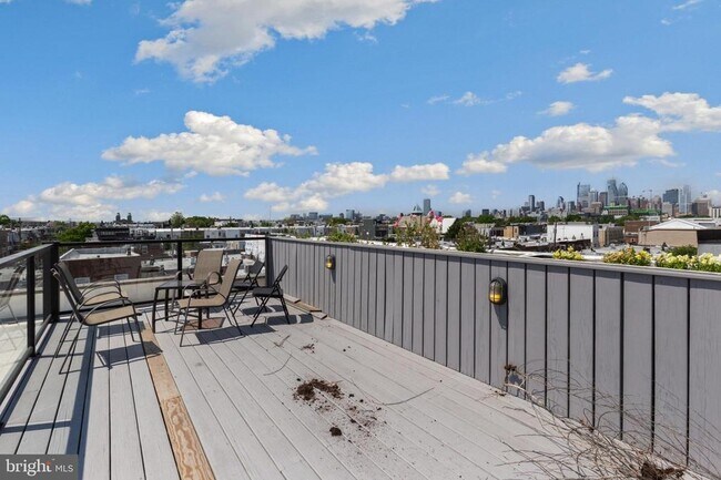 Building Photo - 1646 S 12th St