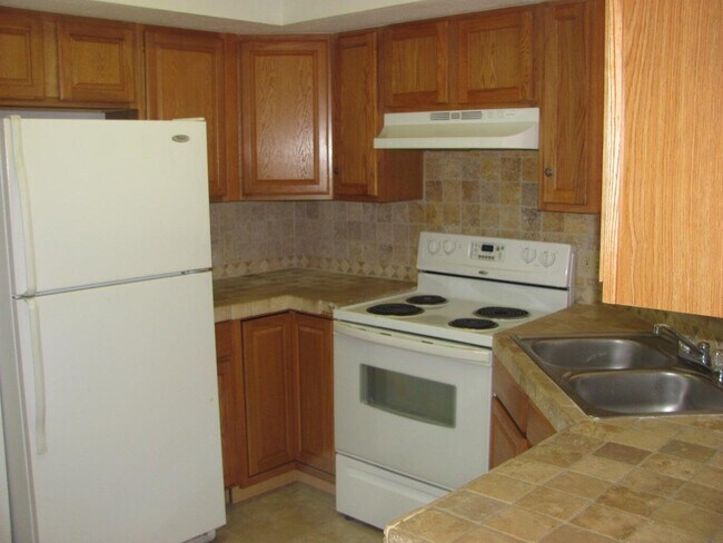 Building Photo - 815 Boynton Beach Blvd