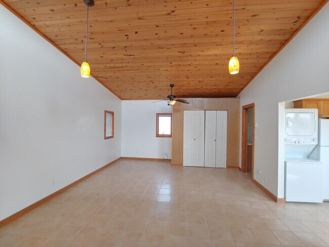 Building Photo - 8890 Cusker Ln