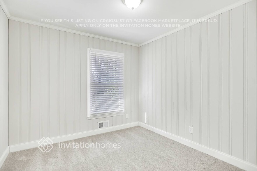 Building Photo - 3003 Orion Dr