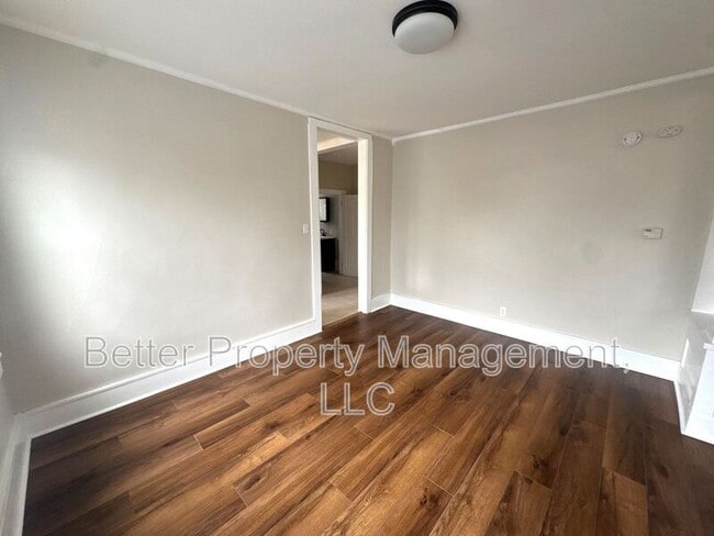 Building Photo - 64 N Myrtle St