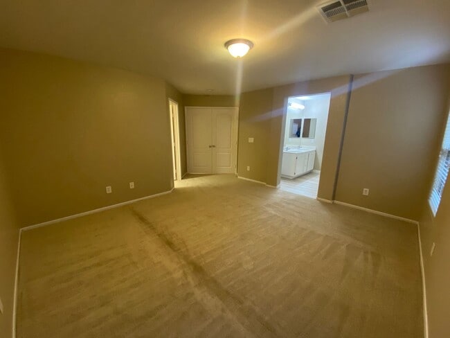 Building Photo - 3408 Conterra Park Ave