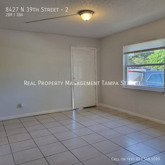 Building Photo - 8427 N 39th St