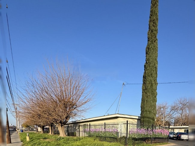 Primary Photo - Charming Studio Apartment in Atwater – Con...