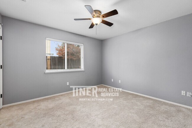 Building Photo - 1981 Amber Fields Way