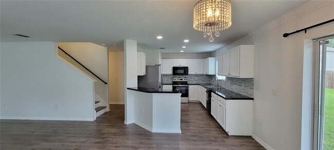 Building Photo - 9543 Maxson Dr