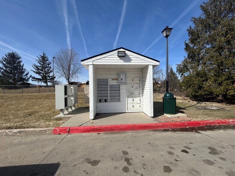 Building Photo - 317 Autumn Park Dr