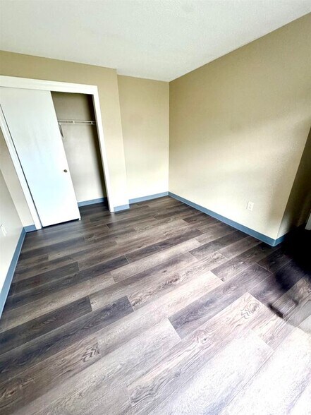 Building Photo - 130 Eastern, Unit #302