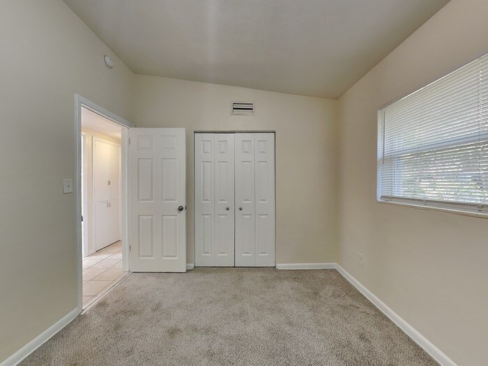 Building Photo - 9801 N 55th St