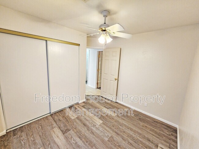 Building Photo - 1381 Ogallala St