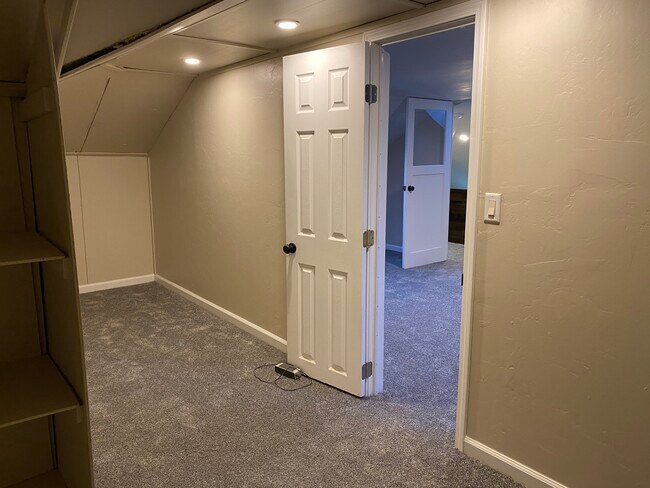 Building Photo - 1655 J St