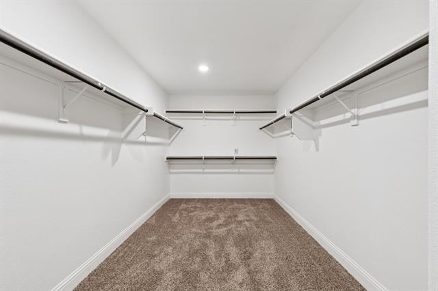 Building Photo - 913 Parkside Dr