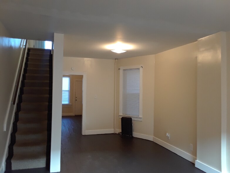 Building Photo - 39 Meyers Ct