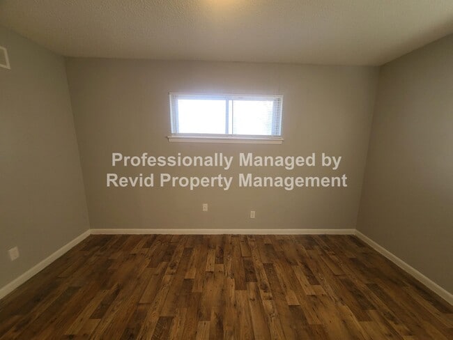 Building Photo - 3 Bedroom Home in Frayser!