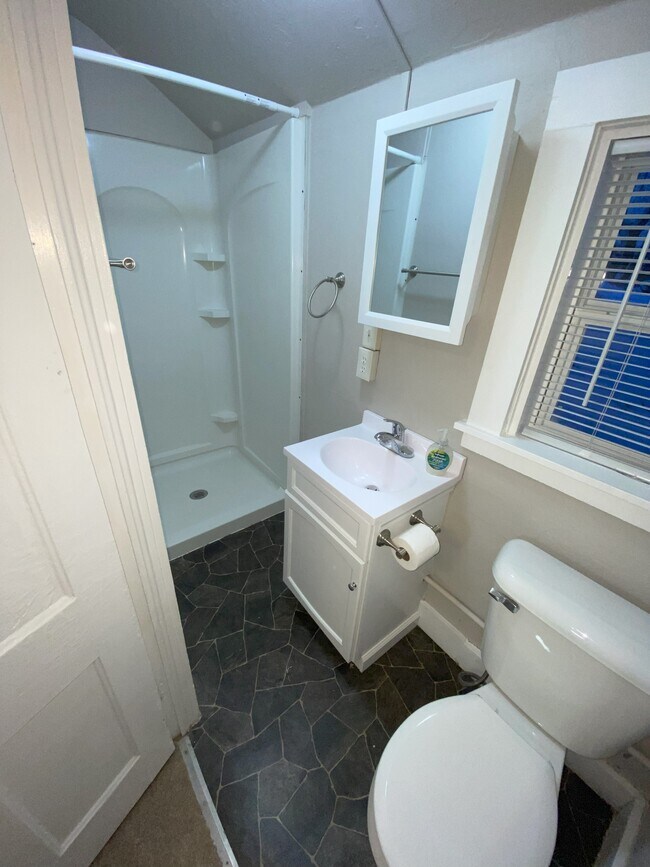 Bathroom - 511 E Franklin St