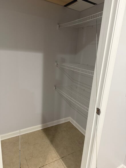 Building Photo - 3034 Rg Buchanan Dr