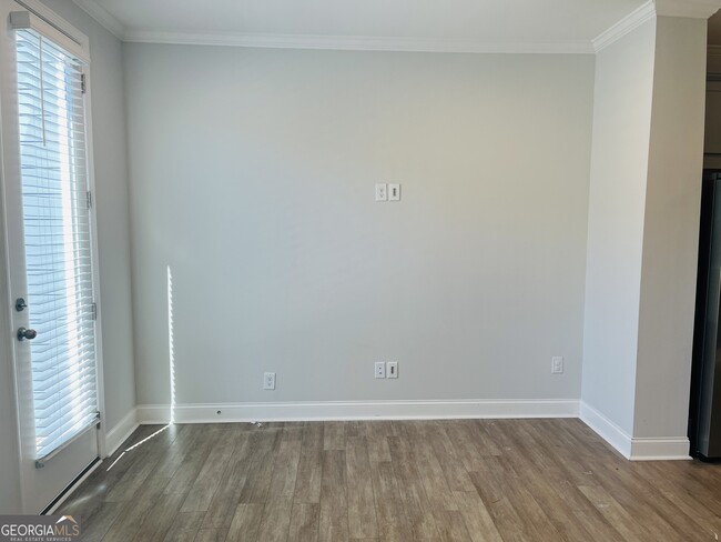 Building Photo - 2638 Creekside Dr NW