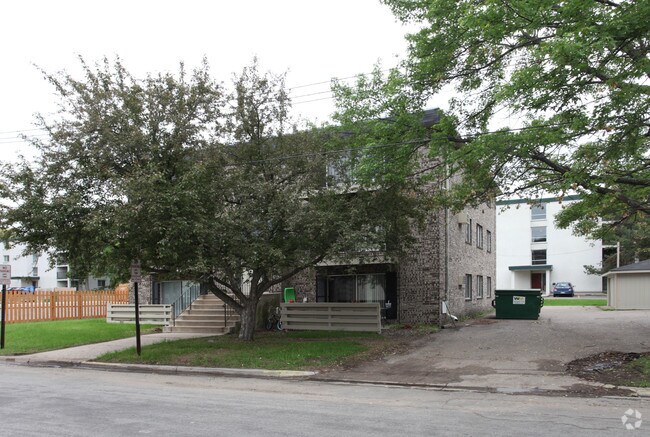 Building Photo - 2900 Joppa Ave S