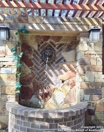 Building Photo - 10935 Hamlen Park Dr