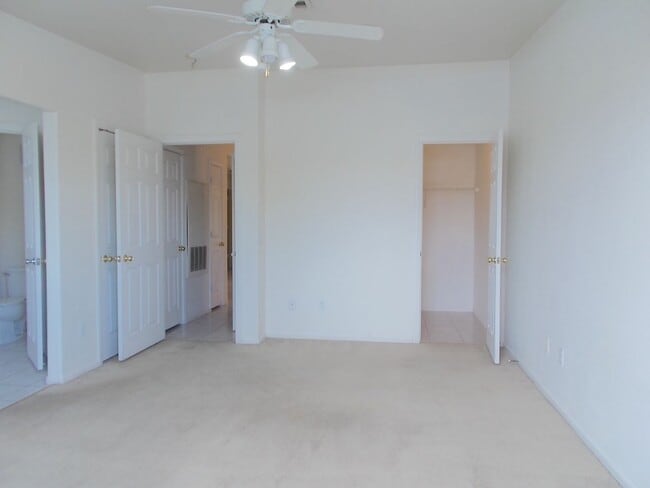 Building Photo - 1825 Cutlass Dr