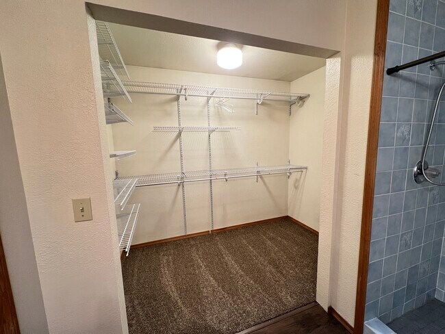 Building Photo - 2705 S 79th Ave