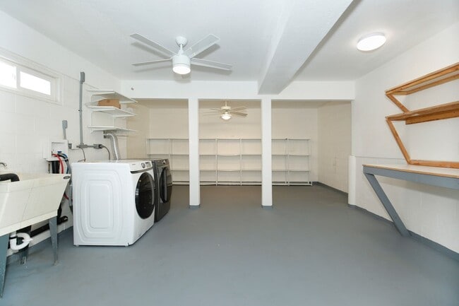 Building Photo - Convenient Location with AC and Solar Photovoltaic