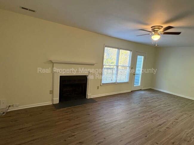 Building Photo - 306 Applecross Dr
