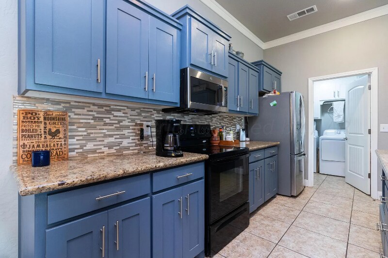 Building Photo - 7304 City View Dr