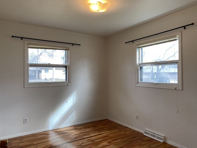 Building Photo - STUDENTS WELCOME! Single-Family Ranch Home in West Ft. Collins w/ Fenced Yard, Lawn Care Included!