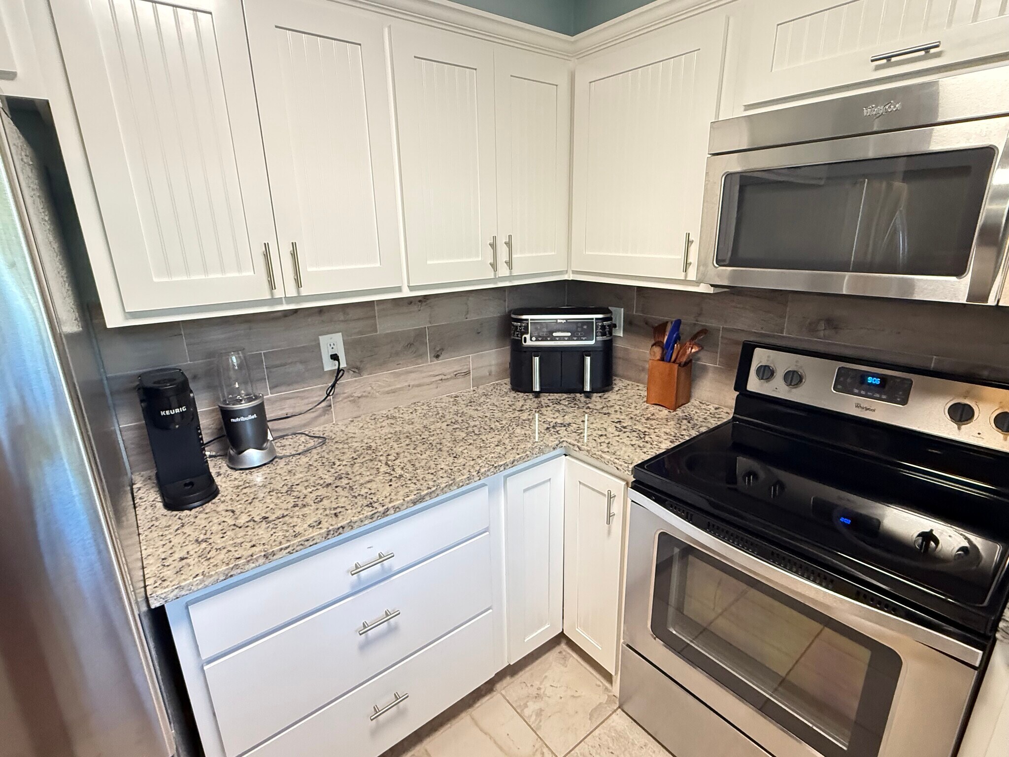 Building Photo - 1226 Amanda Dr