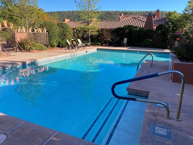 Building Photo - TOWNHOME - WEST SEDONA - NEPENTHE