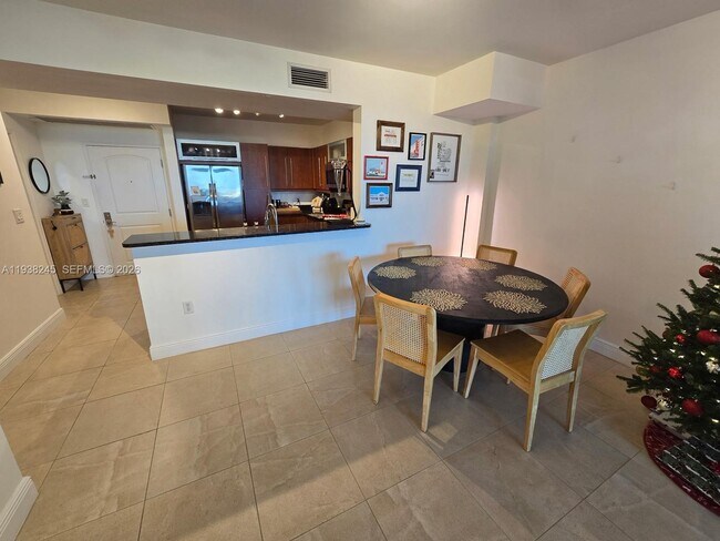 Building Photo - 7350 SW 89th St