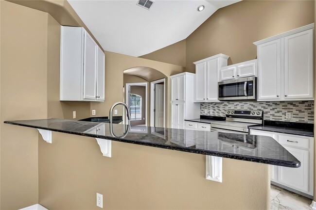Building Photo - 12320 Papercraft Ave