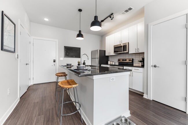 Building Photo - Gallerie Apartments