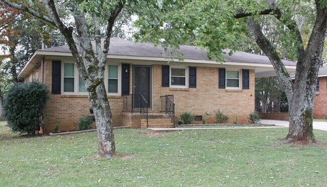 Primary Photo - 318 Jack Coleman Dr NW