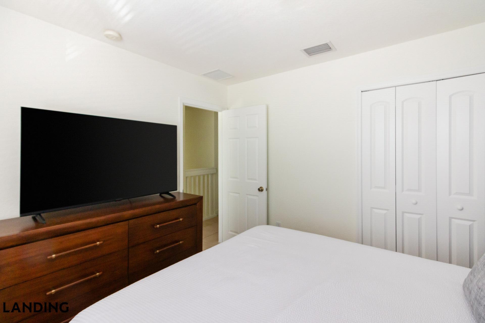 Building Photo - 1140 SE 24th Rd