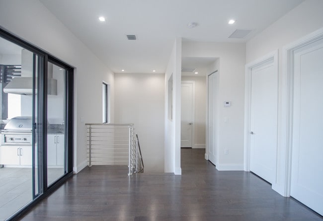 Building Photo - 8436 N W 51st Terrace