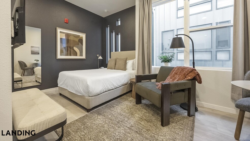 Building Photo - 3024-3024 Zuni St