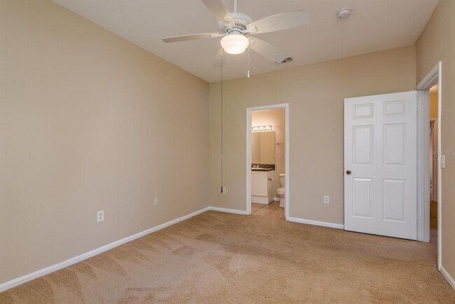 Building Photo - 2107 Portofino Pl