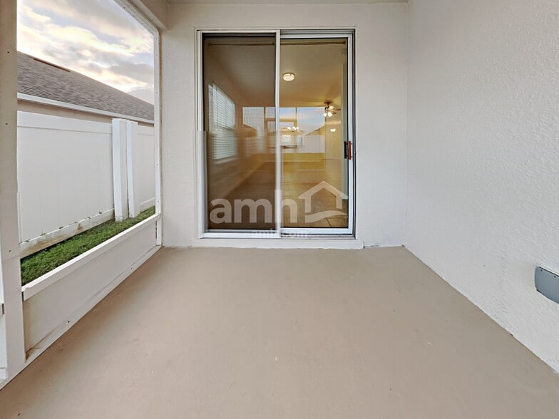 Building Photo - 344 Red Kite Dr