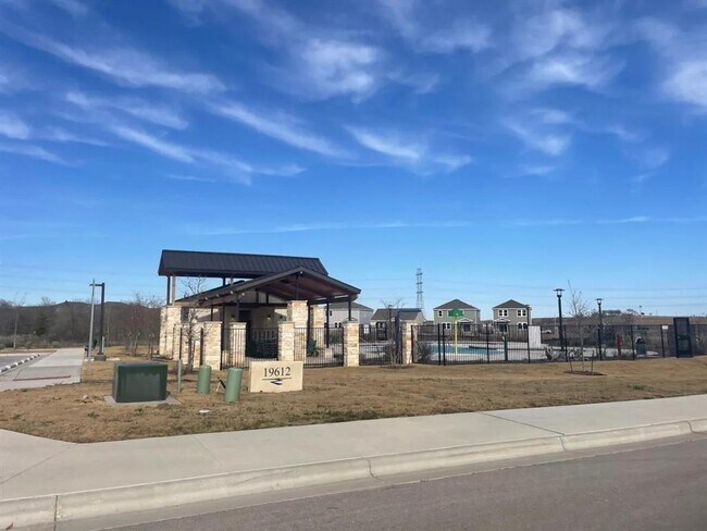 Building Photo - 19310 Caymus Dr