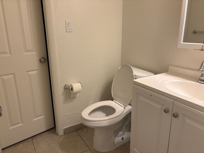 Building Photo - Northeast Condo