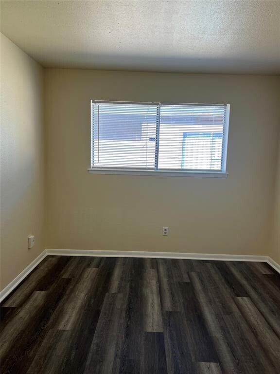 Building Photo - 16111 Aspenglen Dr