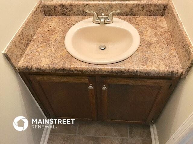 Building Photo - 284 Independence Dr