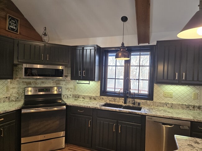 Building Photo - S43W30464 Stone Gate Ln