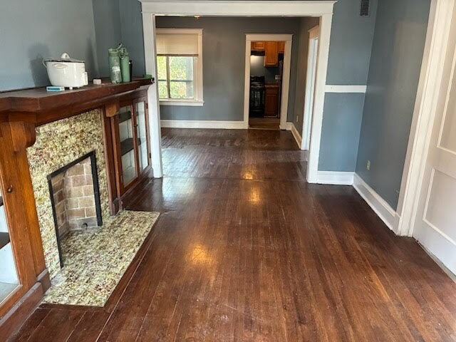 Building Photo - 210-212 W 39th St