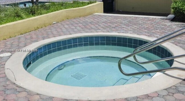 Building Photo - 2301 NW 96th Terrace